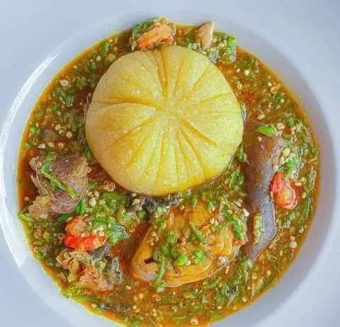 Où manger du bon placali à Abidjan ? Notre guide des adresses à connaître